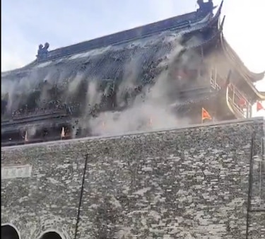 ¿Qué pasó con el techo de la histórica Torre del Tambor de Fengyang? Esto es lo que se sabe