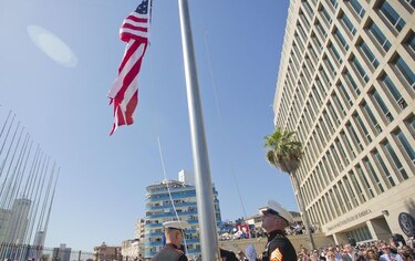 Embargo a Cuba 'ha sido siempre una calle de doble vía': Kerry