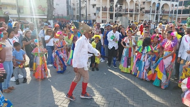 Segundo desfile de la Pollera Congo en Colón