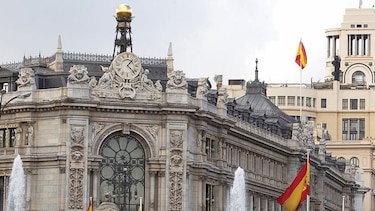 Rebajan estimación de crecimiento de España a 2.5%