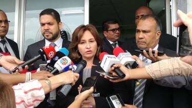 La procuradora presenta una denuncia y pide a Hernán De León que haga lo mismo; 'él tiene que cumplir su rol'