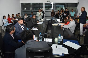 ¿Etiquetado frontal o electrónico? Panamá discute cómo informar mejor sobre los alimentos