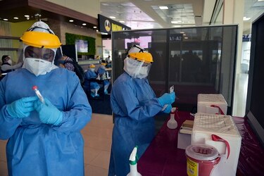 Más de 7,000 vuelos cancelados este fin de semana mientras Ómicron se propaga por el mundo