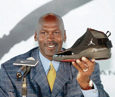 Sotheby’s ofrece zapatillas de Michael Jordan a $150,000
