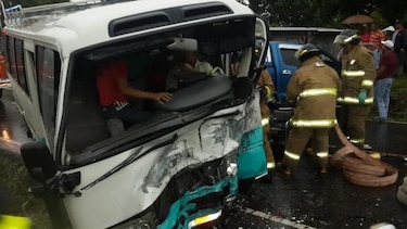 Accidente en Boquerón deja 15 personas heridas