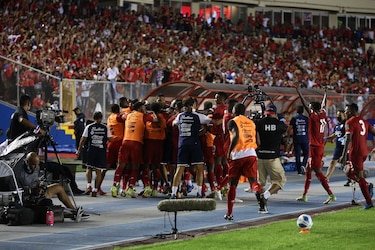FIFA suma otra sanción para Panamá, ahora por invasión de la cancha en el juego contra Estados Unidos