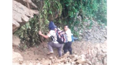 12 educadores han muerto en áreas de difícil acceso