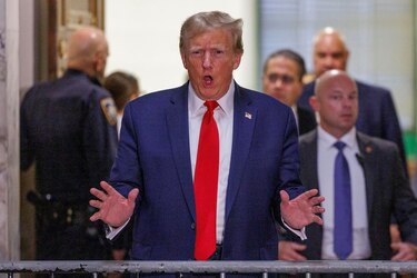La empresa de Trump cae un 10% en bolsa tras ser declarado culpable en juicio penal