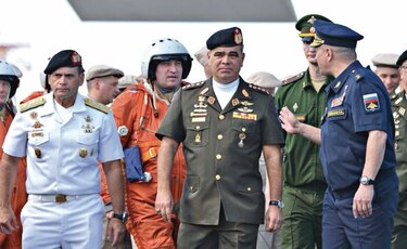 Bombarderos se irán de Venezuela mañana, dice EU