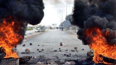 Túnez impone toque de queda nocturno en todo el país tras protestas
