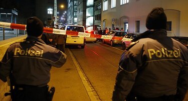 Dos muertos y un herido grave en un tiroteo en un café en Suiza