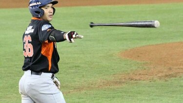 Belarmino Campos se une a selecto club con la triple corona de bateo