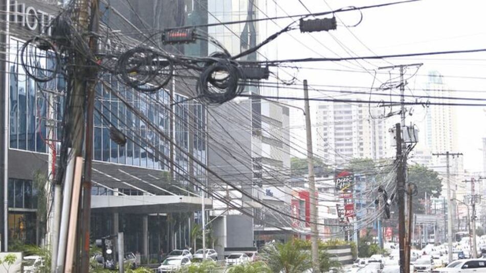 Autoridad de los Servicios Públicos avala soterramiento de cables en Calle 50, el barrio chino, Colón y Los Santos