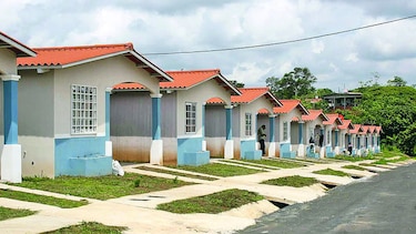 Urbanismo exige creación de más salones de clases