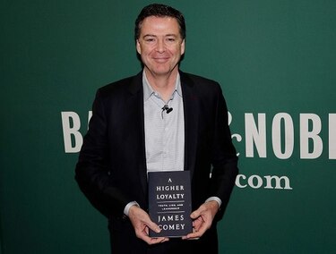 Libro del exdirector del FBI vende 600 mil ejemplares en su primera semana