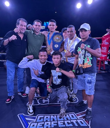 Maximiliano Bonilla se corona campeón nacional pluma con demoledor nocaut