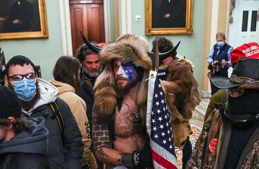 Washington, D. C. demanda a grupos de extrema derecha por asalto al Capitolio