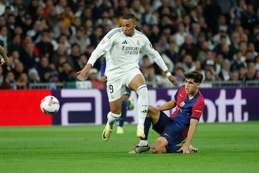 Lewandowski, Lamine y Raphinha sellan la goleada del Barcelona en el Bernabéu