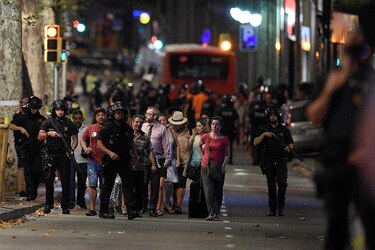 El ataque a los peatones en Barcelona deja al menos 13 muertos y 100 heridos