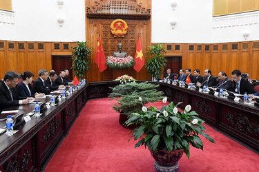 Conflicto comercial China-EU, en el centro del Foro Económico Mundial de la Asean