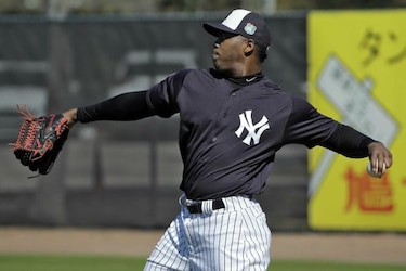 Chapman acepta suspensión de 30 partidos por violencia doméstica