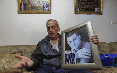 Padre de palestino asesinado por EI niega que su hijo fuera espía del Mosad