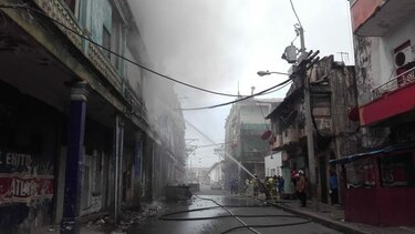 Se incendia caserón en Colón