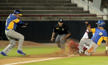 Herrera sigue batallando; Chiriquí y Coclé reanudan su serie