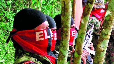 Una bomba mata a dos guerrilleros en Colombia