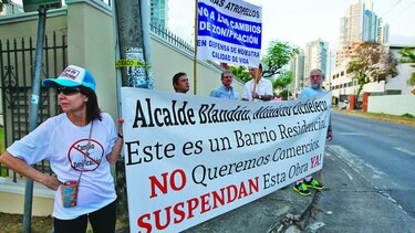 Residentes de Altos del Golf critican construcción