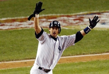 Aaron Boone recibe contrato de tres años para dirigir a los Yankees