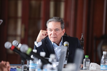 Cortizo instala mesa económico laboral y analiza reapertura gradual de actividades