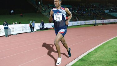 A días de crucial fallo, Semenya logra doblete