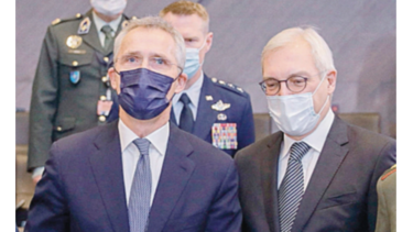 Jefe de la OTAN admite grandes diferencias con Rusia por Ucrania