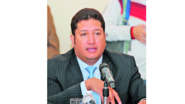 Comisión discute hoy casos de Ayú Prado