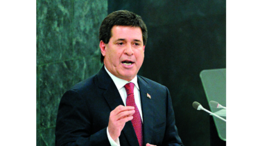 Presidente veta presupuesto