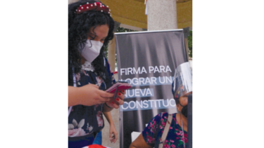 La dura carrera por las firmas a favor de la constituyente