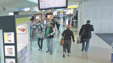 $10 millones por 11 locales comerciales
