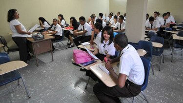 Ifarhu abrirá en junio concurso de becas universitarias en el exterior