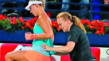 Kerber cae en Dubái por una lesión