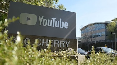 YouTube prohíbe videos que promuevan racismo y discriminación