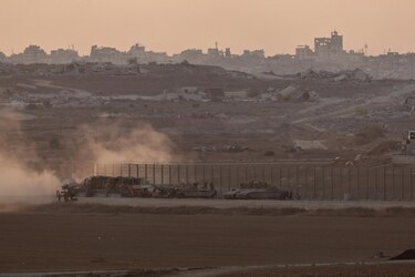 El Ejército israelí ya controla las puertas de la ciudad de Gaza de cara a la invasión