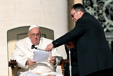 El papa sufre una infección respiratoria y permanecerá ingresado algunos días