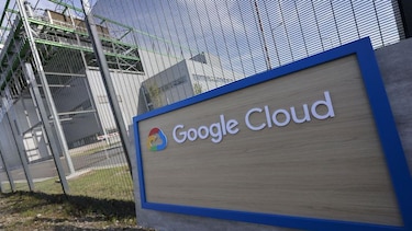 "Un reto de ingeniería extremo": la extraordinaria inversión de las grandes empresas de IA en centros de datos a "hiperescala"