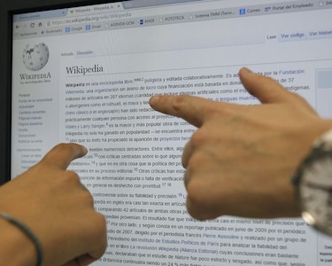Turquía bloquea acceso a Wikipedia