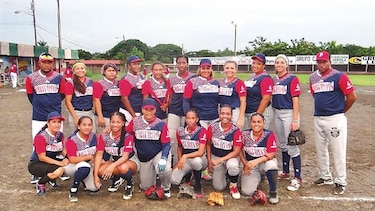 Las capitalinas se llevaron el torneo de Softbol Superior Femenino