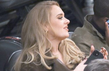 Adele encabeza doblemente ránkings británicos