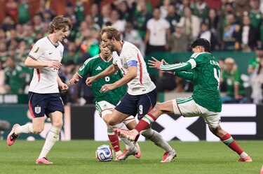 En un partido cardíaco, Inglaterra elimina a México y enfrentará a Noruega en cuartos de final