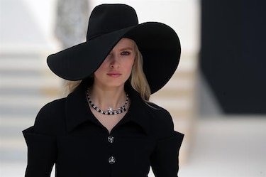 Del ‘tweed’ al mantón de manila de Chanel en la Alta Costura de París