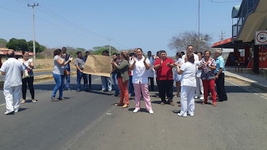 Sector salud de Las Tablas exige el pago de horas extra